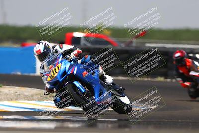 media/Jun-07-2025-TrackDaz (Sat) [[4413525952]]/A Group/1pm (Turn 1)/